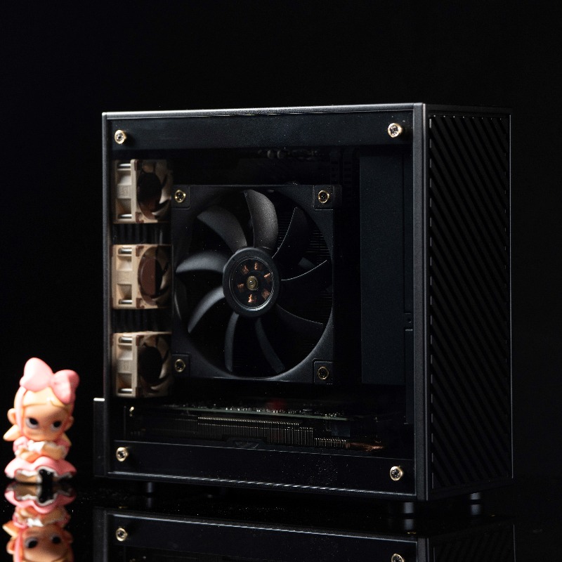 LP P6 ITXケース アルミCNCミニPCシャーシ 40 - Sff Mini Itx Cnc Aluminum Chassis のレビューと価格